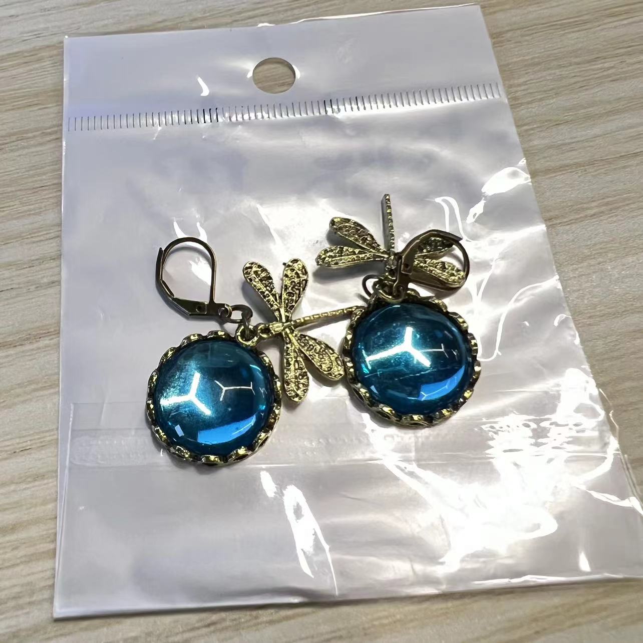 Fashion Jewelry Women's Earrings Hanging Vintage Dragonfly Pendant Earring Boho Chakra Blue Moonstone Drop Earrings For Women Wedding Charm Ethnic Jewellery