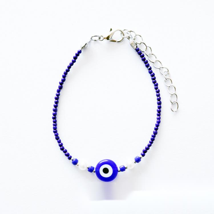 Souvenir blue eye bracelet